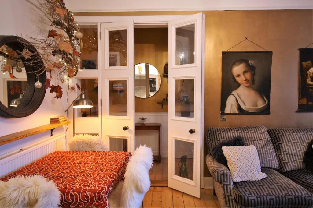 Apartmán Holyrood Park: Lush & Arty 2 Double Bed Flat EDI Exteriér fotografie