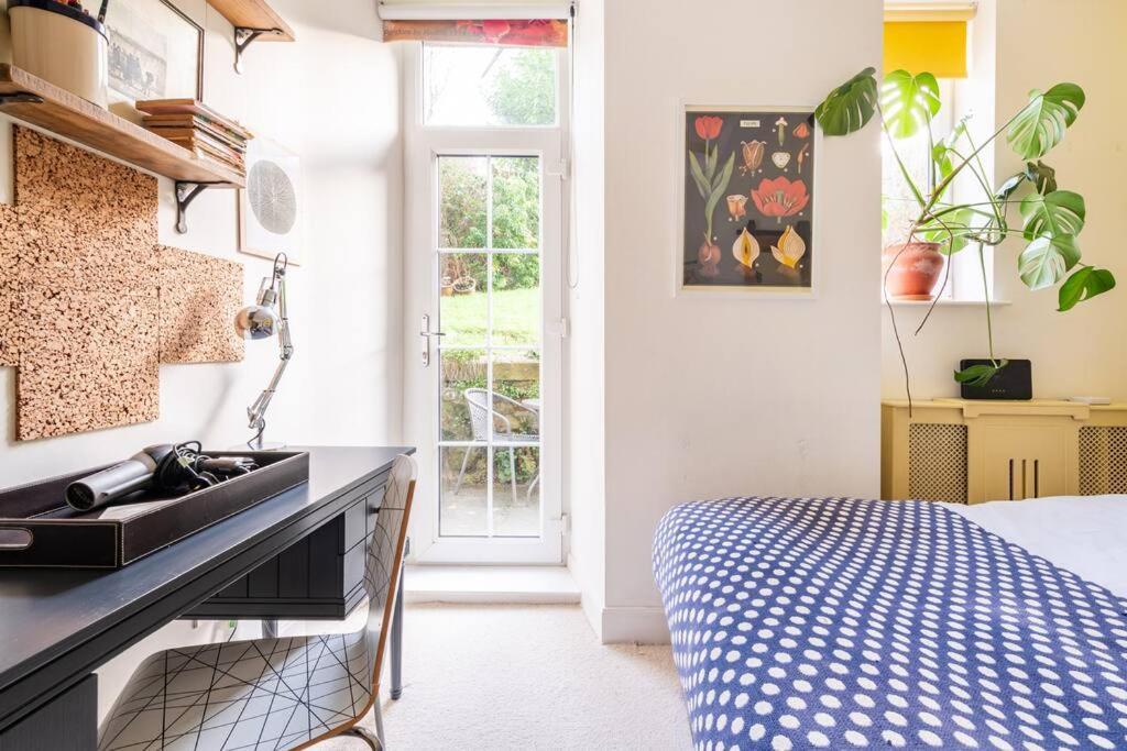Apartmán Holyrood Park: Lush & Arty 2 Double Bed Flat EDI Exteriér fotografie